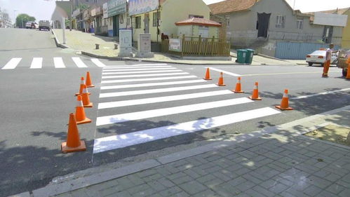 創(chuàng)城進(jìn)行時 完善道路安全設(shè)施 讓乳山的交通更加文明有序