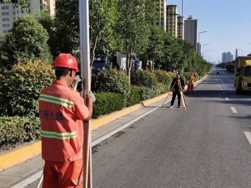 經(jīng)開區(qū)持續(xù)加強道路設施養(yǎng)護保障安全運行